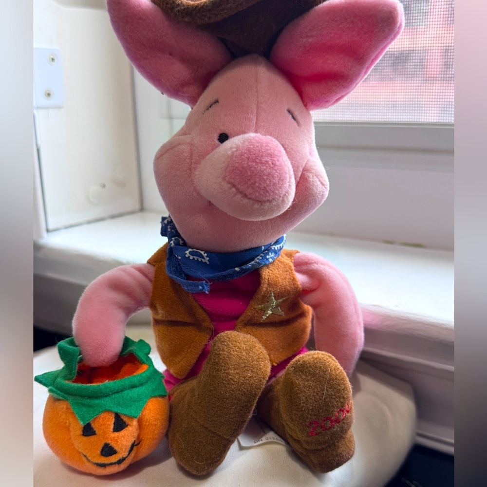 🐷🎃 Vintage Disney Cowboy Piglet Plush – Halloween 2000 Edition (8”) 🤠✨